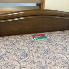 引き取り or 着払い ダブルサイズ　ベッドフレーム & マットレスの画像