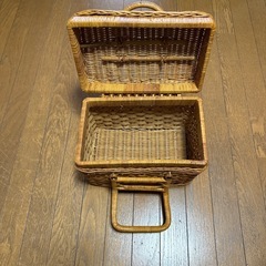 ピクニックかごの画像