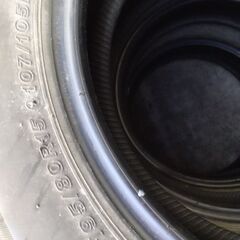 早い物勝ち！0円195/80r15ハイエースで使用 サマータイヤの画像