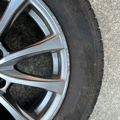 90ヴォクシースタッドレスの画像