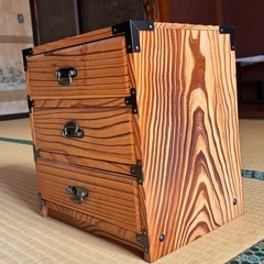 交渉成立　木製三段引き出し棚の画像
