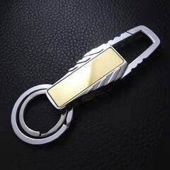 2連ダブルリングキーリングとスカルキーリングのセットの画像