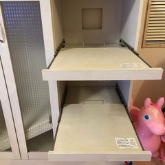 レンジボード　食器棚の画像