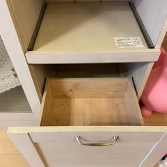 レンジボード　食器棚の画像