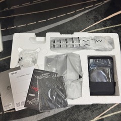 ASUS ROG Strix XG27AQDMG 27インチ OLED 240Hz ゲーミングモニター WQHD 完品 美品 の画像