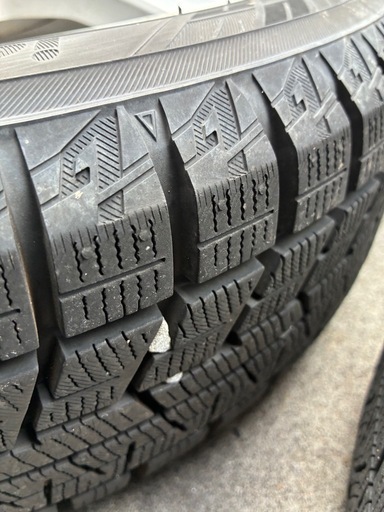 終了！溝タップリ！！14インチ☆スタッドレスアルミホイールセット155/65R14　