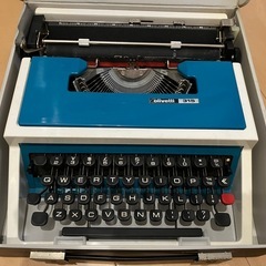 英文タイプライターの画像