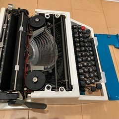 英文タイプライターの画像