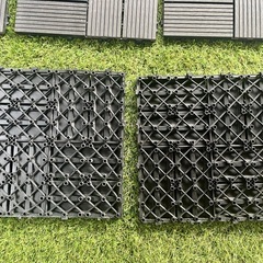 ウッドパネル ジョイント　交互タイプ×グレー 18 枚 正方形 約30cm×30cmの画像