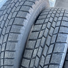 165/70R14 スタッドレスタイヤの画像