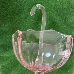 ガラス製小物入れの画像