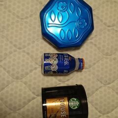 缶  ８種類の画像