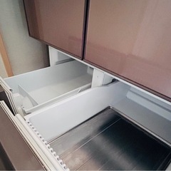 シャープ冷蔵庫の画像