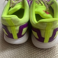 adidas 22cm 運動靴の画像