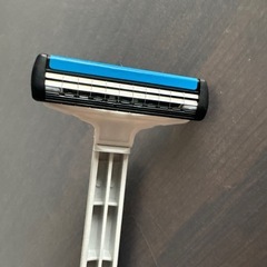 Schickのメンズ剃刀 個別包装20個セット。の画像