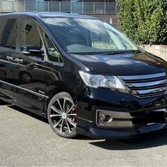 フリップダウンモニター付き！8人乗り☆ガソリン代 節約☆S-HYBRID入りました‼️25年式☆車検2年付き！大人気☆ニッサン セレナ☆フリップダウンモニター付き☆Bluetooth対応SDナビ☆走行中DVD見れます☆バックカメラ☆ドラレコ付きのフル装備☆電動スライドドア☆ウィンカーミラー☆フル装備☆フルエアロ☆車内広々三列シート‼️の画像