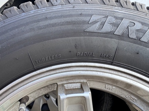 【ブリヂストン ブリザック VL1】195/80R15 107/105L LT スタッドレス 4本セット（ホイール付き）