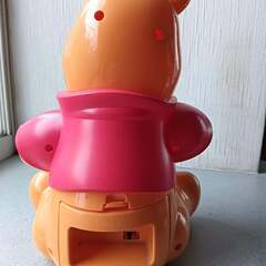 くまのプーさんの置き時計ですの画像