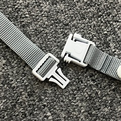 ヘルメットあごひも　タニザワの画像