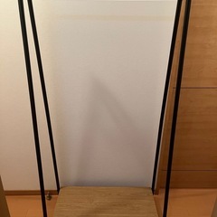 ハンガーラックの画像
