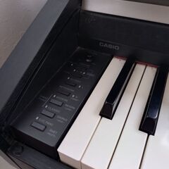 電子ピアノ　カシオ　セルビアーノの画像