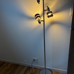 ニトリ　スタンドライト　間接照明の画像