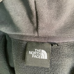 ノースフェイス パーカーの画像