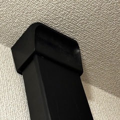 ギター壁掛け柱 全長約236cmの画像