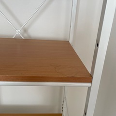 【前橋市直接引き取り限定】可動棚　スチールラック　木　ナチュラル　ホワイト　ワイヤーネット付きの画像