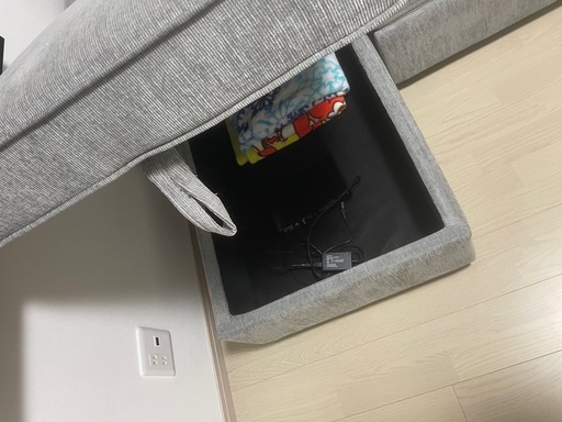 ソファー
