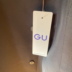 【2枚】GU 半袖シャツ 黒 ダークグレー 2枚セットの画像