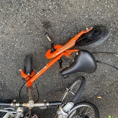 幼児用自転車の画像