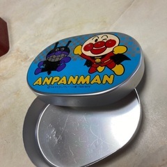 お弁当箱の画像