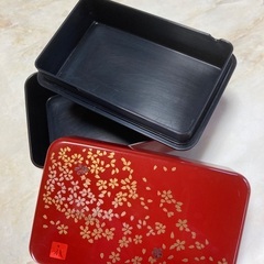 お弁当箱の画像