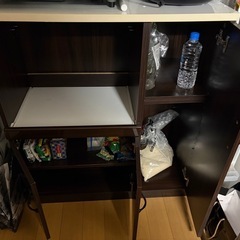 キッチンラック、食器棚の画像