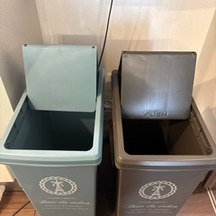 ゴミ箱の画像