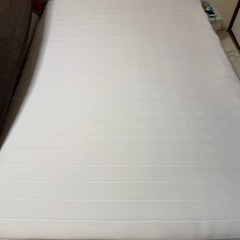 ダブル マットレス 脚付きの画像