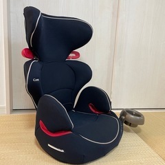 combi ジュニアシートの画像