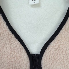 ほぼ新品　NHT フリースジャケット 140の画像