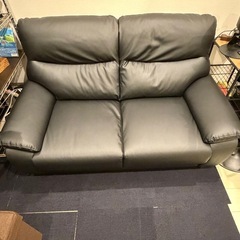 ニトリ　2人用ソファの画像