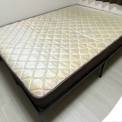 【最終値下げ】ベッドフレーム　マットレス　ダブルの画像