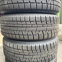 215/60R16 スタッドレス タイヤホイールセットの画像