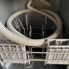 ⭐️土日のみ営業中⭐️動作⭕️！簡易清掃⭕️！22年製 小型食洗機  TK-MDW22Wの画像