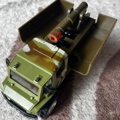 ミサイルトラックの画像