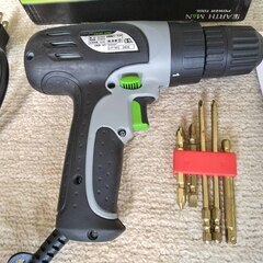 相模原 電動ドリル ドライバードリル 高儀 EARTH MAN DDR-120 電動工具 ネジ ボルト 締め 木材 穴あけ DIY 日曜大工 ガレージ 組み立ての画像