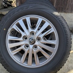 スノータイヤの画像