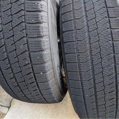 スノータイヤの画像