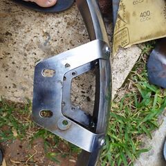 250TR  フロントフェンダーの画像