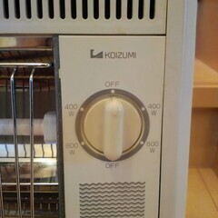 800円で。電気ファンヒーターです。の画像