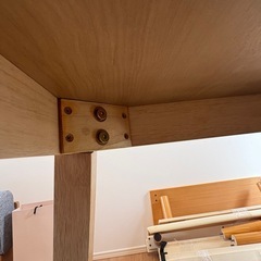 ダイニングテーブルの画像